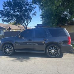 Chevy Tahoe 