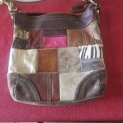 Coach Purse. Vintage. Great Thick Quality