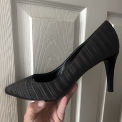 Women’s Dress Shoes Sz10