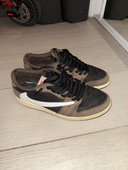 Jordan 1 x Travis Scott