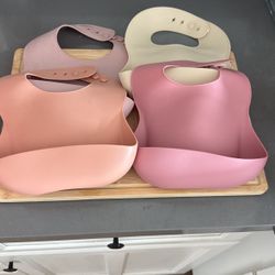 silicone baby girl feeding bibs