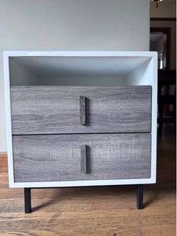 Modern Mid-Century 2-Drawer Nightstand / End Table - x2