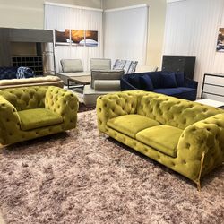 New Sofa Set- Loveseat And Accent Chair- LA Furniture Outlet