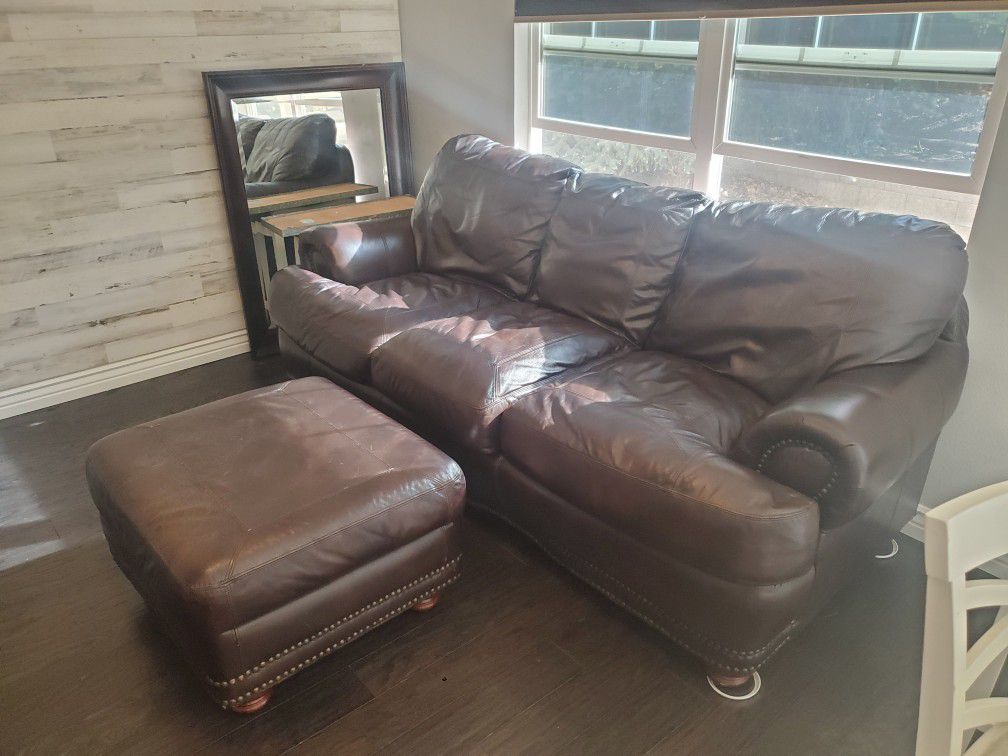 Leather Couch With Chair And Ottoman
