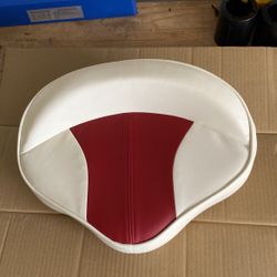Like New Condition Pro Casting Seat For Fishing Boat 