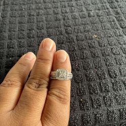 Size 7 Wedding Ban Set