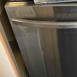 Máquina Para Lavar Los Trastes Nueva Buena Marca Buen Precio 