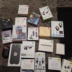 Wireless Headphones. 