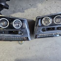 02-09 Trailblazer Headlights 