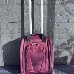 Travelpro Maxlite 5 Rolling Underseat Carry-On – Plum – Like New