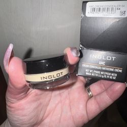 AMC Cream Concealer 