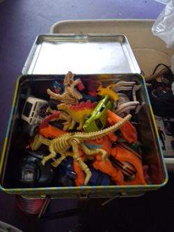 Mini Lunchbox Full Of Toys