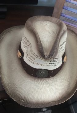 Girl cowboys hat