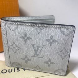 Louis Vuitton White Eclipse Wallet