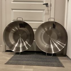 2 Comales  Inoxidables  22 Inch  $60 Each One $60 Cada Uno Condition New 