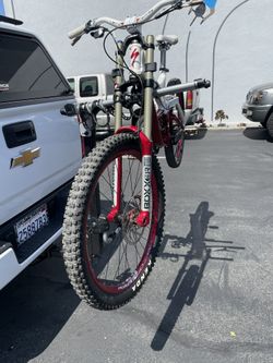 Down Hills Mountain bike