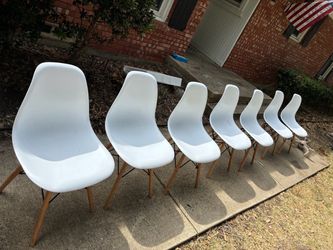 Plastic White Mid Century Modern Chairs