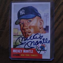 1952 TOPPS #82 MICKEY MANTLE SIGNED CARD-MINT