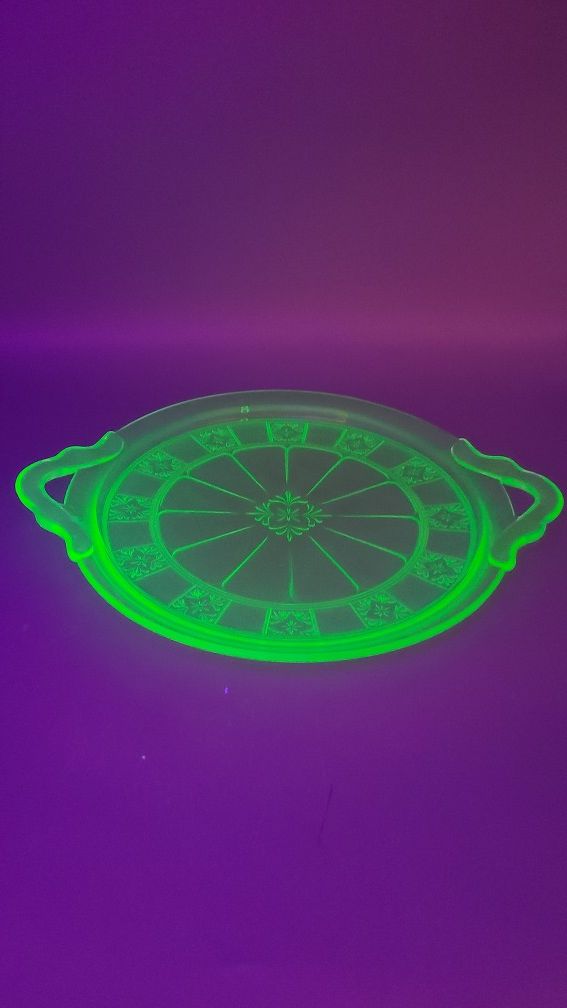 Green Depression Uranium Glass Cake Plate 2 Handle Tray
