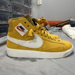 Nike Blazer Mid Rebel “Yellow Ochre”