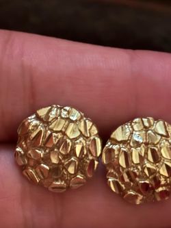2grams 10k gold nuggets earrings