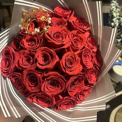 25 roses bouquet