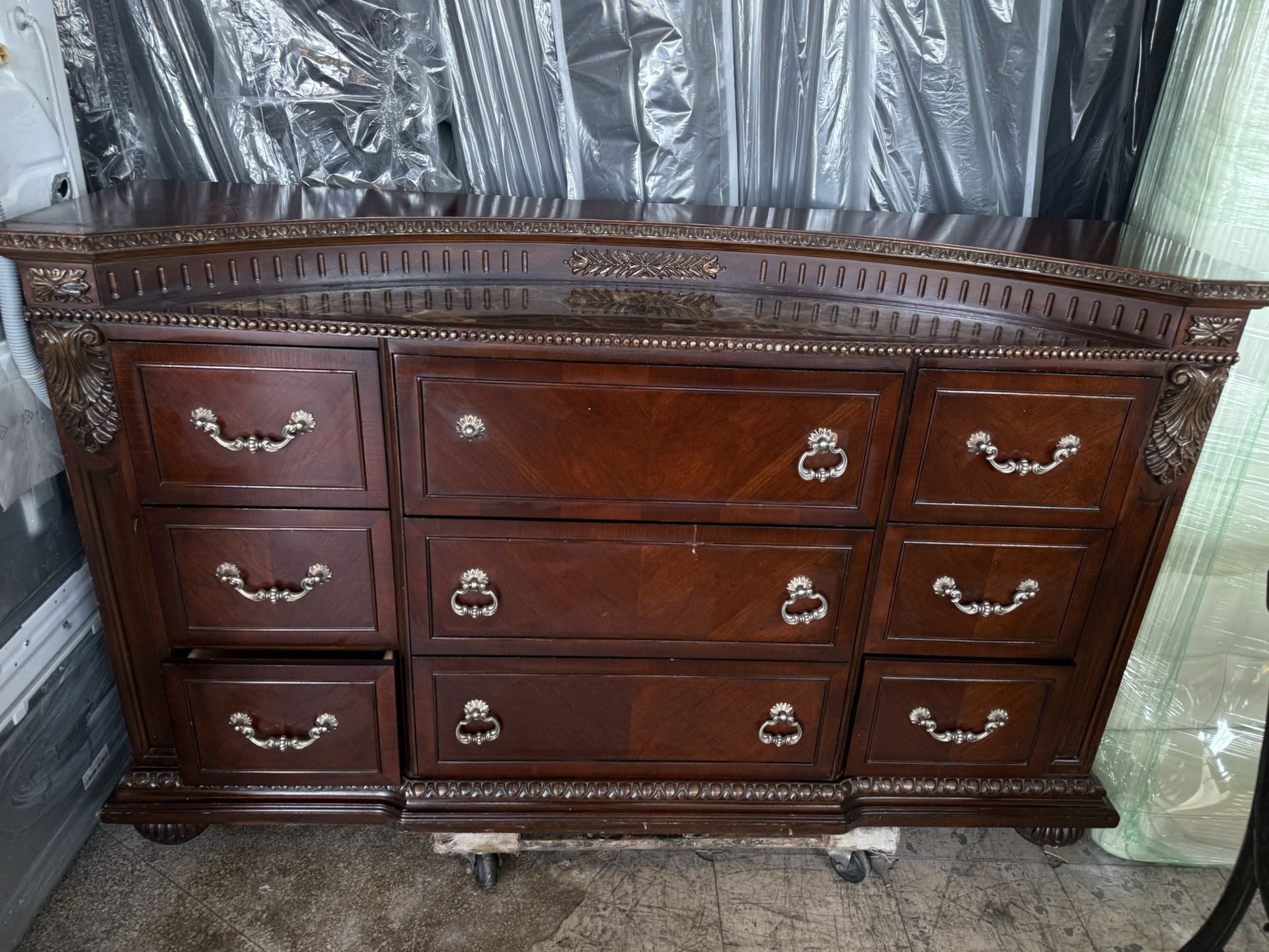 9 DRAWER DRESSER