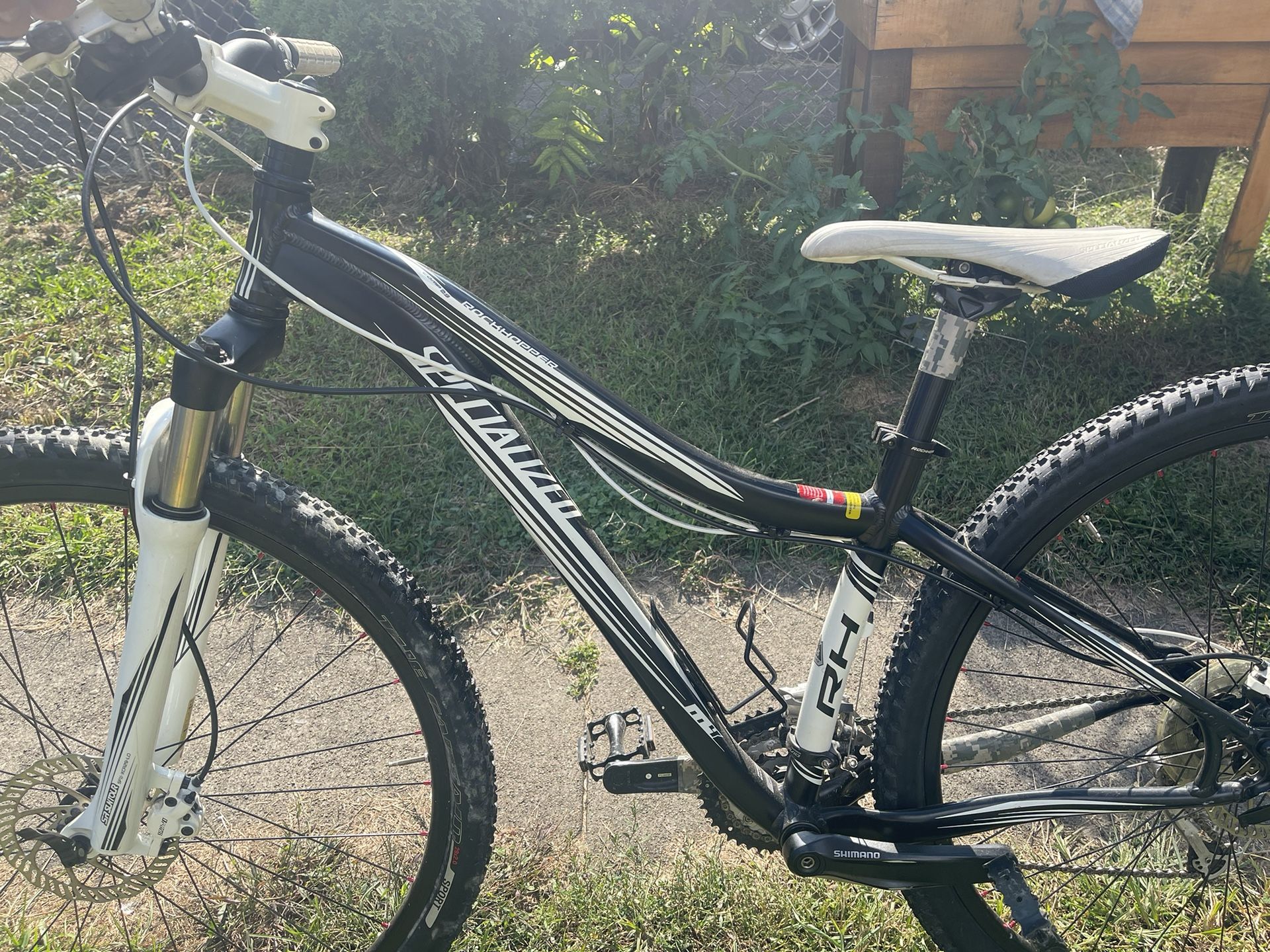 Specialized Rock Hopper Mountain Bike Bicycle Rare Size Small