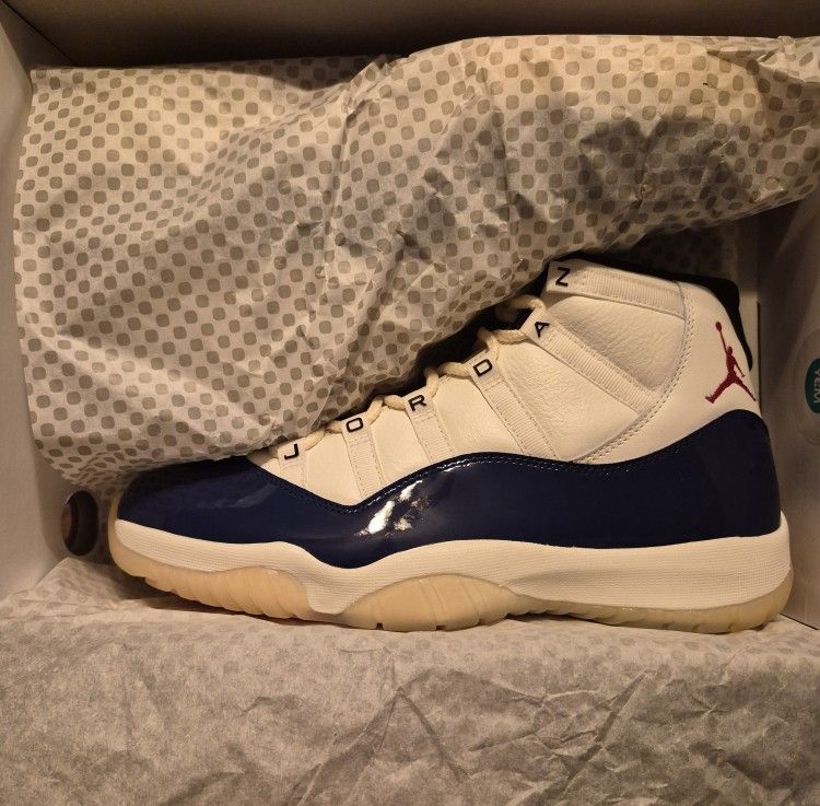 Jordan 11 "Rare Air"