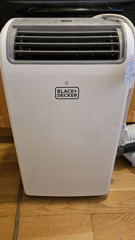 Black + Decker AC Unit