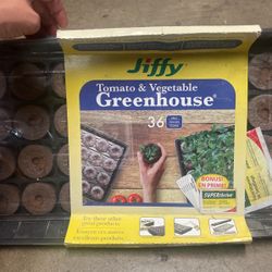 Tomato & Vegetable Green House: Seed Starter