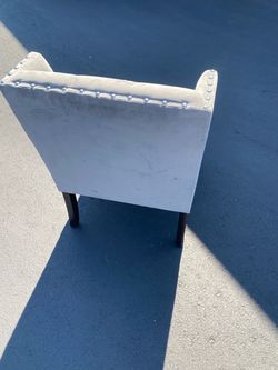 Accent chair