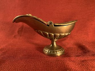Vintage Brass Floral Aladdin-Lamp Two-Opening Lid Container (Length: 5-1/2”)
