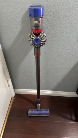 Dyson V7 Cordless Stick Vacuum-TESTED