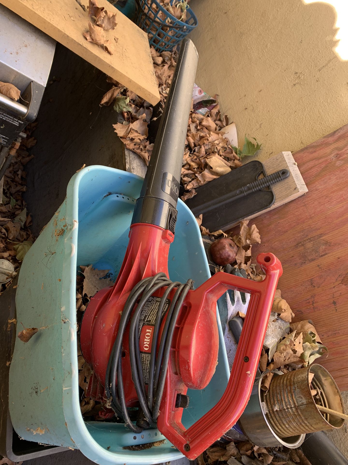 Toro Electric Leaf Blower