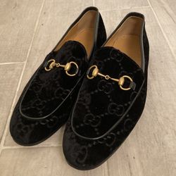 Gucci Jordaan Horsebit Leather-Trimmed Logo Embroidered Loafers