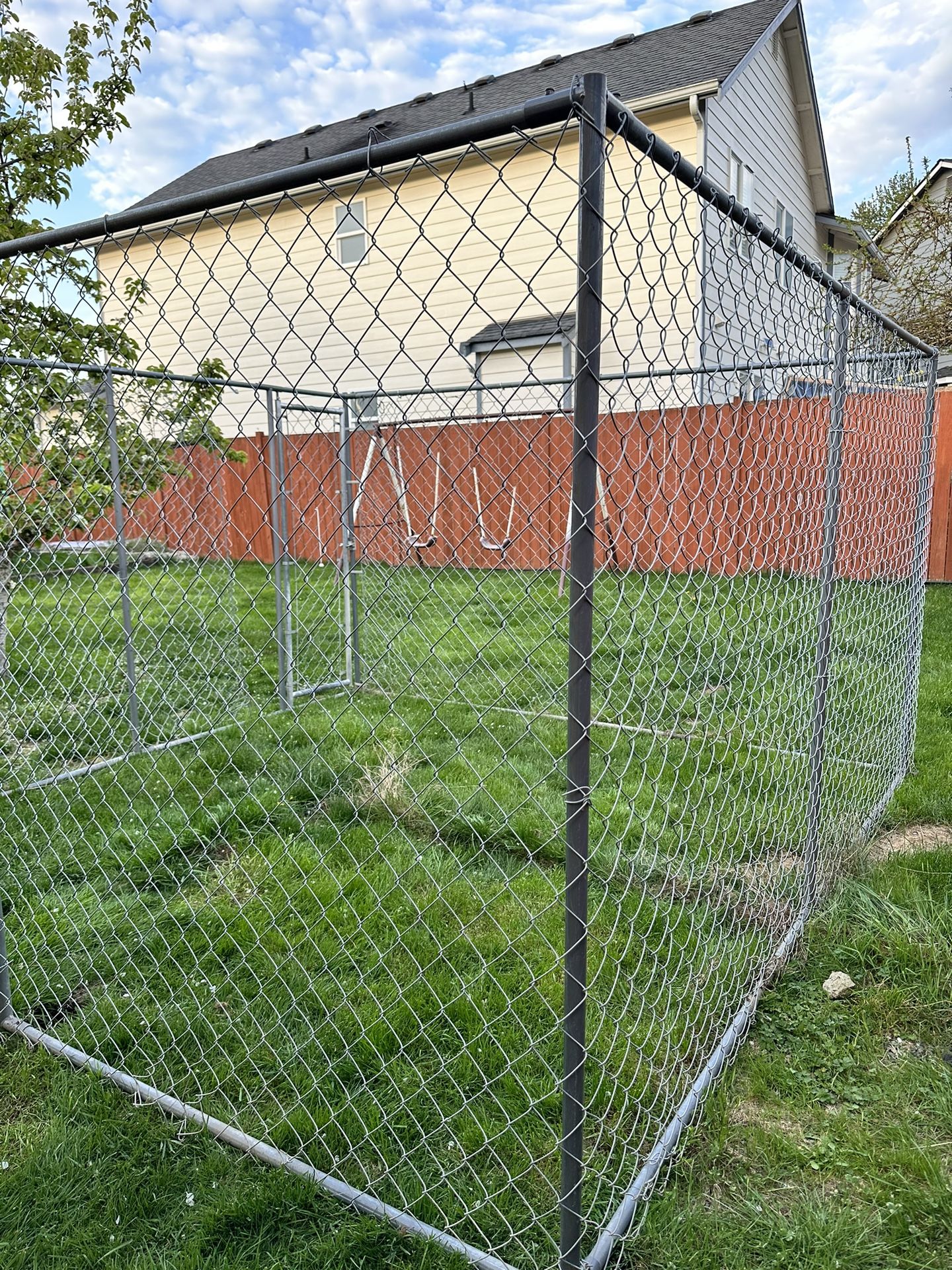 Large Outdoor Dog Kennel for Sale in Auburn, WA OfferUp
