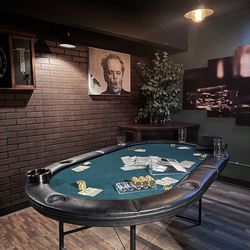 Poker table