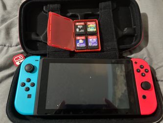 Nintendo Switch Console Bundle w/ Carrying Case & 4 Games
