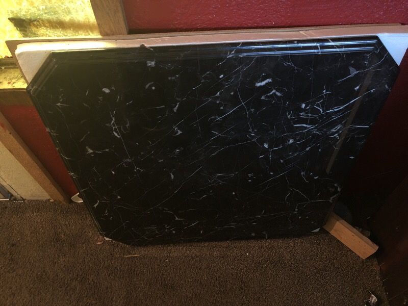 Counter top 2.5 by 2.5 brand new