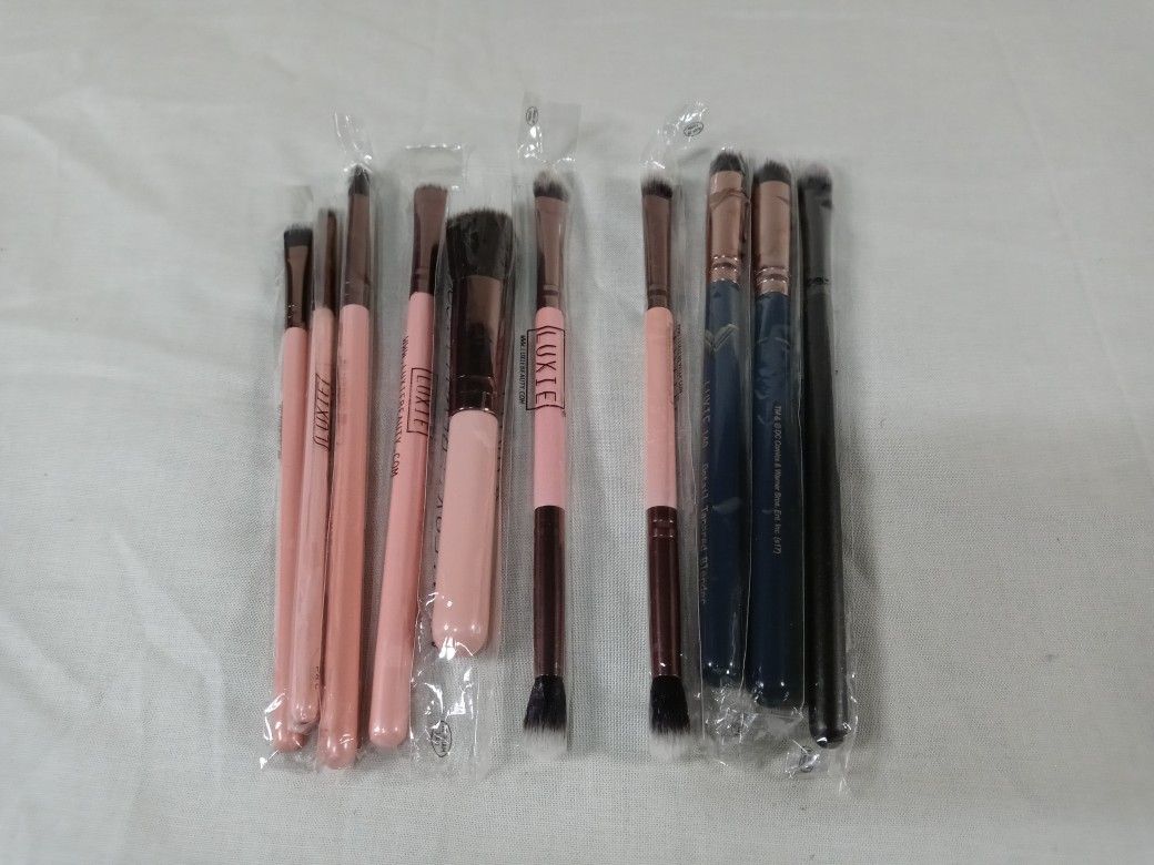 New/ Lot 10 Luxie Women Beauty Makeup Brushes *Cosmetic Bundle*