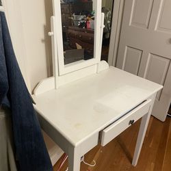 White Makeup Vanity 