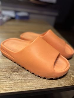 Adidas Yeezy Slides (enflame orang)e