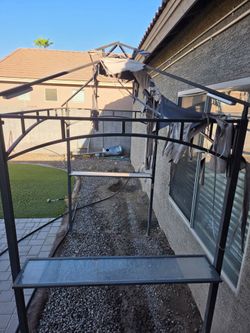 Free Metal Canopy