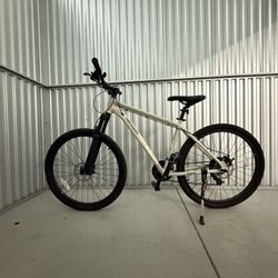 Mountain Bike Like New 