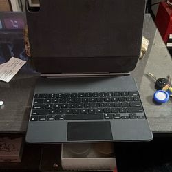 Magic Keyboard For iPad