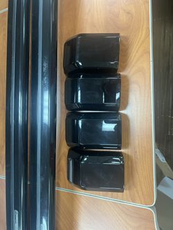 2025 4Runner Limited Cross bar (Original equipment Manufacturer)