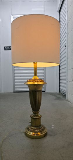 Vintage Stiffel Brass Table Lamp – Hollywood Regency Neoclassical