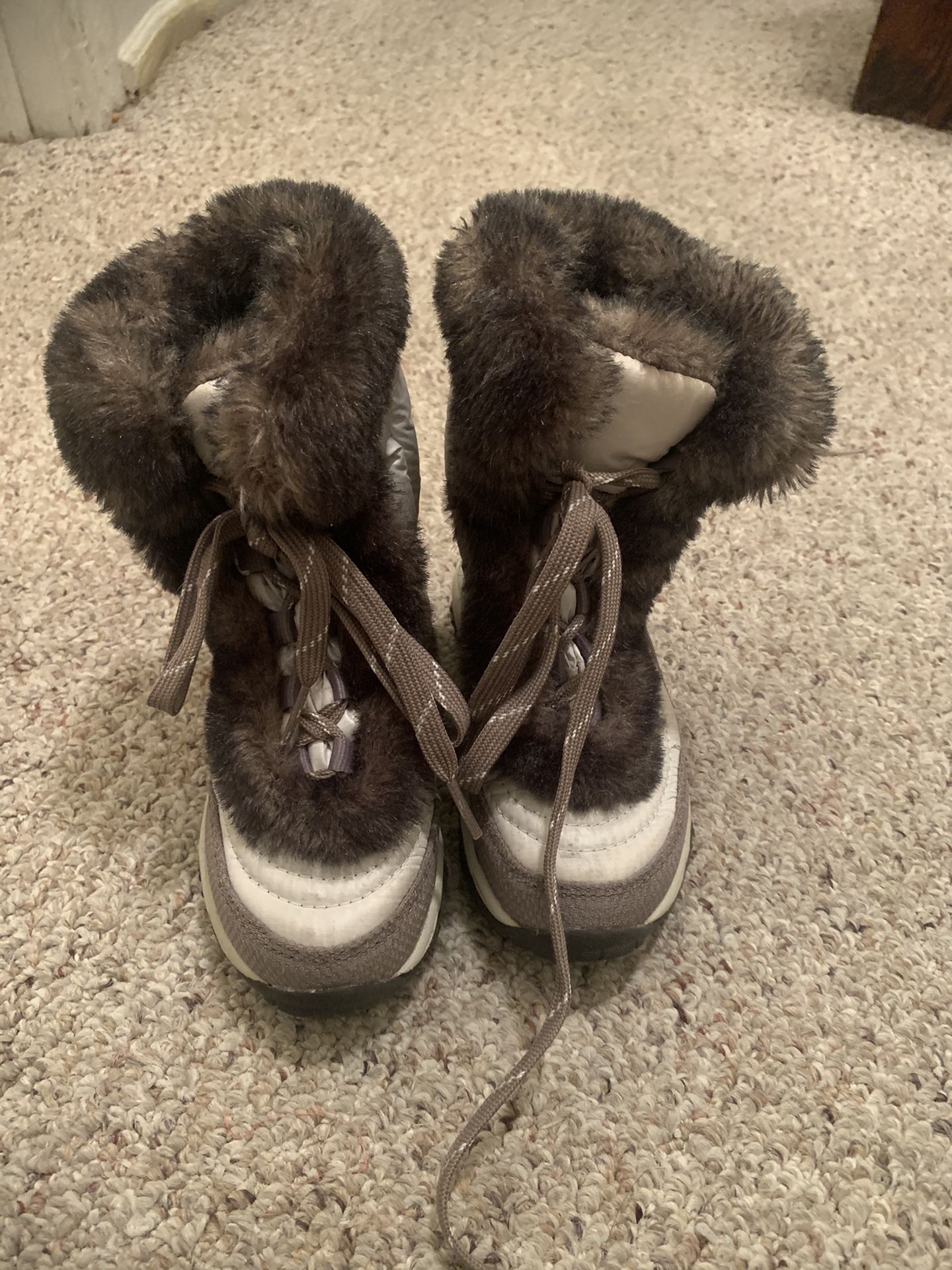 Little Girls Northface Boots New Size 10 South Philly