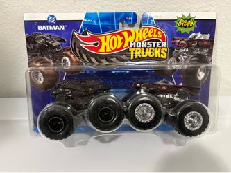 Hot Wheels Monster Trucks Batman 2-Pack